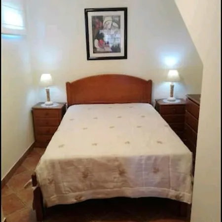 Fonte Do Forno Tatil Evi